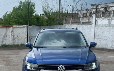 Volkswagen Tiguan II, 2018 год, 2 200 000 рублей, 1 фотография