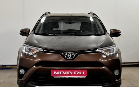 Toyota RAV4, 2017 год, 2 450 000 рублей, 3 фотография