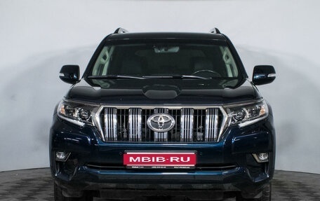 Toyota Land Cruiser Prado 150 рестайлинг 2, 2019 год, 5 083 000 рублей, 2 фотография