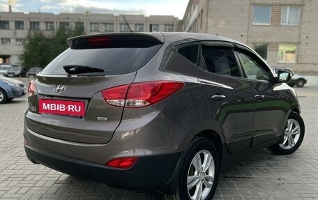 Hyundai ix35 I рестайлинг, 2014 год, 1 250 000 рублей, 2 фотография