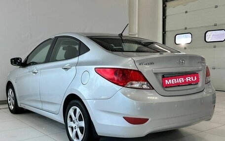 Hyundai Solaris II рестайлинг, 2013 год, 1 099 900 рублей, 2 фотография