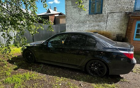 BMW 5 серия, 2003 год, 1 100 000 рублей, 2 фотография