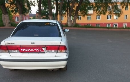 Nissan Sunny B15, 2000 год, 330 000 рублей, 2 фотография