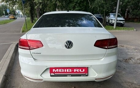 Volkswagen Passat B8 рестайлинг, 2018 год, 2 600 000 рублей, 2 фотография