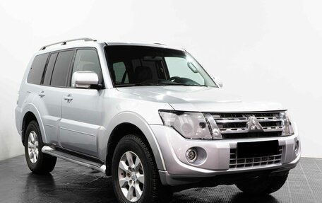 Mitsubishi Pajero IV, 2011 год, 2 179 000 рублей, 3 фотография