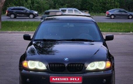 BMW 3 серия, 2004 год, 930 000 рублей, 1 фотография