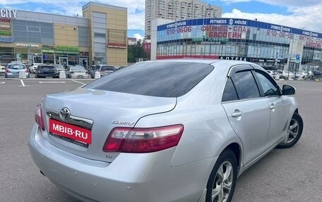 Toyota Camry, 2011 год, 1 050 000 рублей, 4 фотография