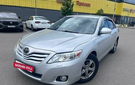 Toyota Camry, 2011 год, 1 050 000 рублей, 5 фотография