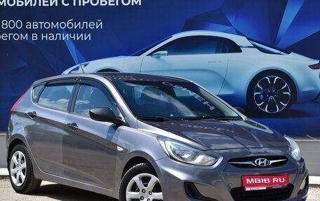 Hyundai Solaris II рестайлинг, 2011 год, 813 000 рублей, 1 фотография