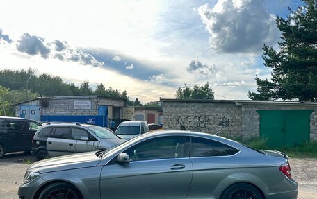 Mercedes-Benz C-Класс, 2012 год, 1 900 000 рублей, 2 фотография