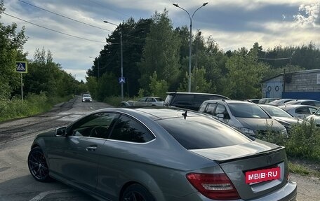 Mercedes-Benz C-Класс, 2012 год, 1 900 000 рублей, 3 фотография