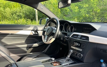 Mercedes-Benz C-Класс, 2012 год, 1 900 000 рублей, 11 фотография