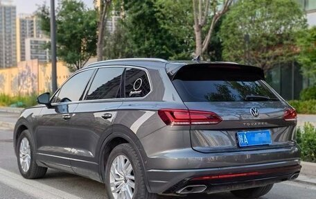 Volkswagen Touareg III, 2021 год, 5 370 999 рублей, 4 фотография