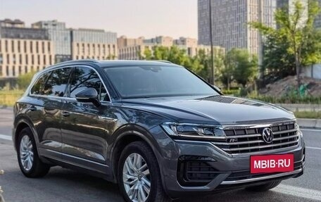 Volkswagen Touareg III, 2021 год, 5 370 999 рублей, 3 фотография