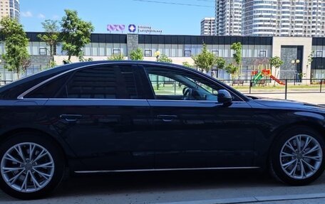 Audi A8, 2010 год, 1 590 000 рублей, 4 фотография