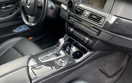 BMW 5 серия, 2013 год, 1 800 000 рублей, 7 фотография