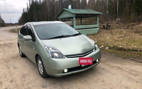 Toyota Prius, 2008 год, 830 000 рублей, 4 фотография