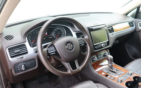 Volkswagen Touareg III, 2013 год, 2 270 000 рублей, 10 фотография