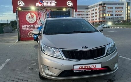 KIA Rio III рестайлинг, 2014 год, 990 000 рублей, 2 фотография