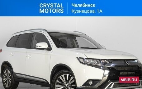 Mitsubishi Outlander III рестайлинг 3, 2019 год, 2 499 000 рублей, 1 фотография