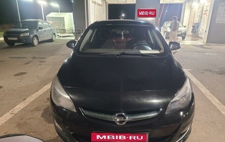 Opel Astra J, 2014 год, 800 000 рублей, 1 фотография