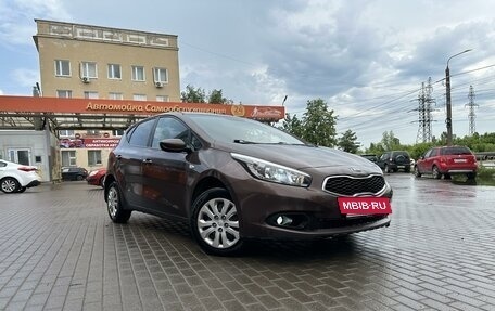 KIA cee'd III, 2012 год, 980 000 рублей, 2 фотография