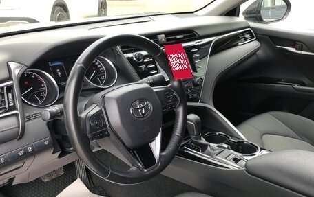 Toyota Camry, 2020 год, 2 995 000 рублей, 16 фотография