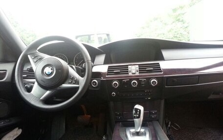 BMW 5 серия, 2008 год, 1 700 000 рублей, 2 фотография