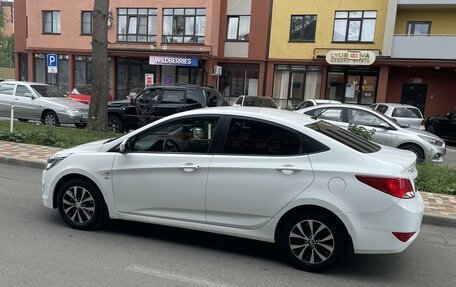 Hyundai Solaris II рестайлинг, 2016 год, 1 350 000 рублей, 10 фотография