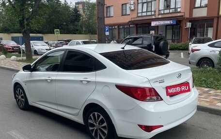 Hyundai Solaris II рестайлинг, 2016 год, 1 350 000 рублей, 19 фотография