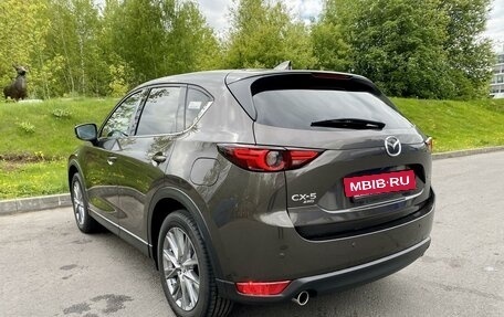 Mazda CX-5 II, 2022 год, 3 300 000 рублей, 38 фотография