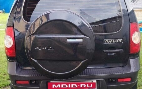 Chevrolet Niva I рестайлинг, 2011 год, 568 000 рублей, 4 фотография
