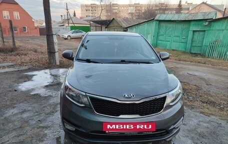 KIA Rio III рестайлинг, 2017 год, 1 450 000 рублей, 2 фотография