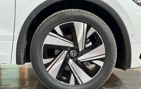 Volkswagen Tiguan II, 2023 год, 5 250 000 рублей, 9 фотография