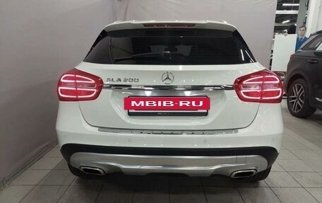 Mercedes-Benz GLA, 2015 год, 2 100 000 рублей, 5 фотография