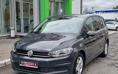 Volkswagen Touran III, 2019 год, 1 849 000 рублей, 8 фотография