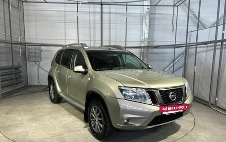 Nissan Terrano III, 2014 год, 1 099 000 рублей, 3 фотография