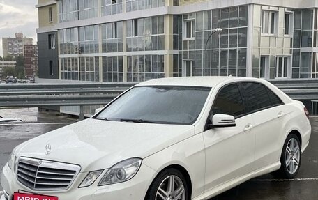 Mercedes-Benz E-Класс, 2012 год, 1 650 000 рублей, 15 фотография