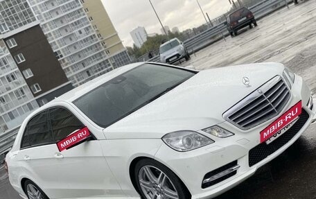 Mercedes-Benz E-Класс, 2012 год, 1 650 000 рублей, 21 фотография