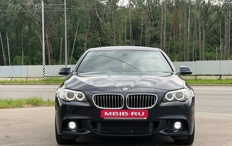 BMW 5 серия, 2013 год, 2 370 000 рублей, 3 фотография