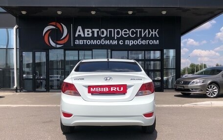 Hyundai Solaris II рестайлинг, 2012 год, 950 000 рублей, 3 фотография