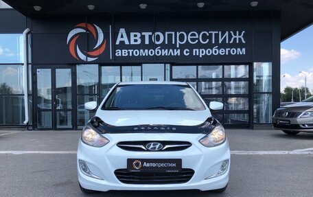 Hyundai Solaris II рестайлинг, 2012 год, 950 000 рублей, 21 фотография