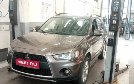 Mitsubishi Outlander III рестайлинг 3, 2011 год, 1 412 320 рублей, 1 фотография