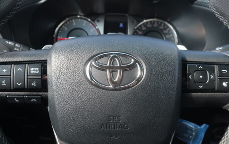 Toyota Hilux VIII, 2023 год, 6 679 000 рублей, 14 фотография