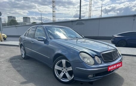 Mercedes-Benz E-Класс, 2003 год, 625 500 рублей, 2 фотография