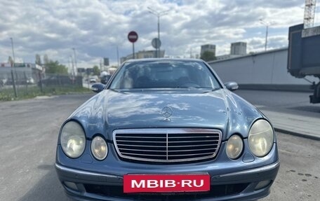 Mercedes-Benz E-Класс, 2003 год, 625 500 рублей, 3 фотография