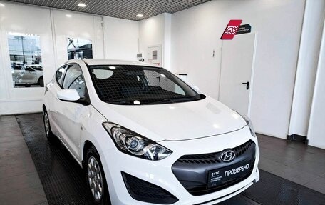 Hyundai i30 II рестайлинг, 2012 год, 1 115 800 рублей, 3 фотография