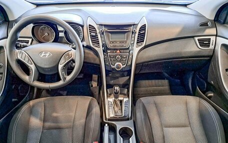 Hyundai i30 II рестайлинг, 2012 год, 1 115 800 рублей, 14 фотография