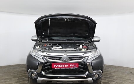 Mitsubishi Pajero Sport III рестайлинг, 2019 год, 3 279 000 рублей, 32 фотография