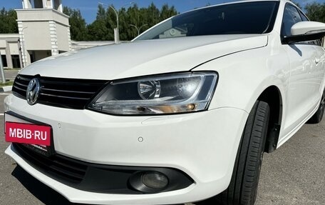 Volkswagen Jetta VI, 2012 год, 1 200 000 рублей, 13 фотография